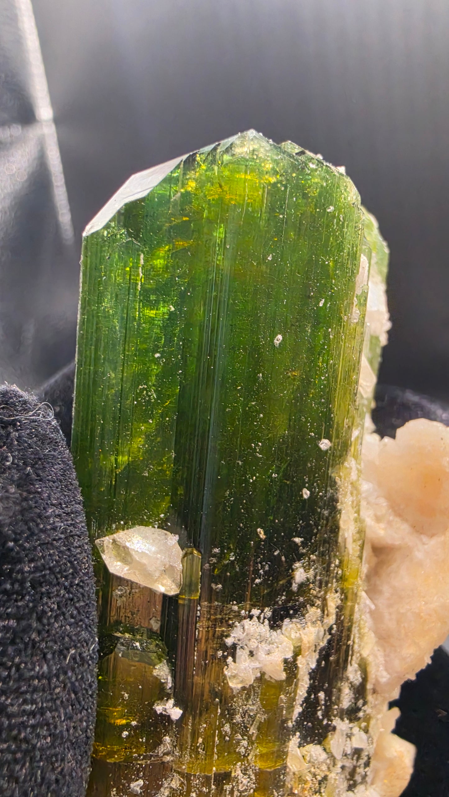 Tourmaline specimen