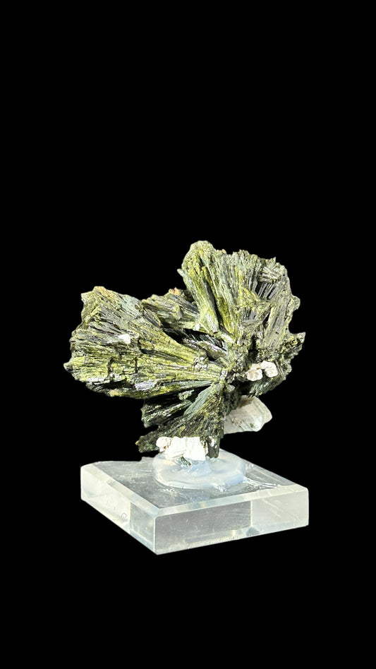 Epidote Crystal Flower Cluster with Albite, Pakistan