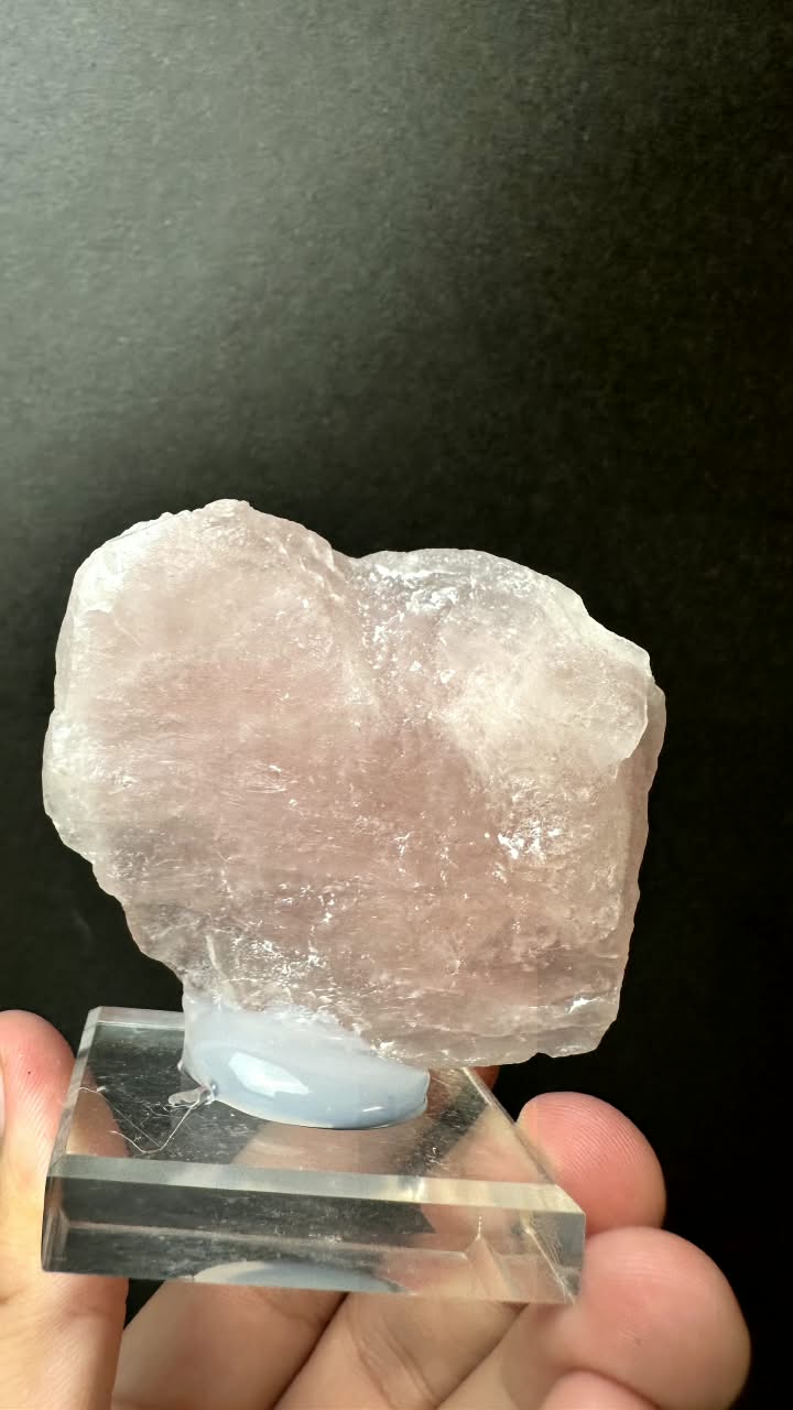Heart Shaped Morganite Crystal - photo 2