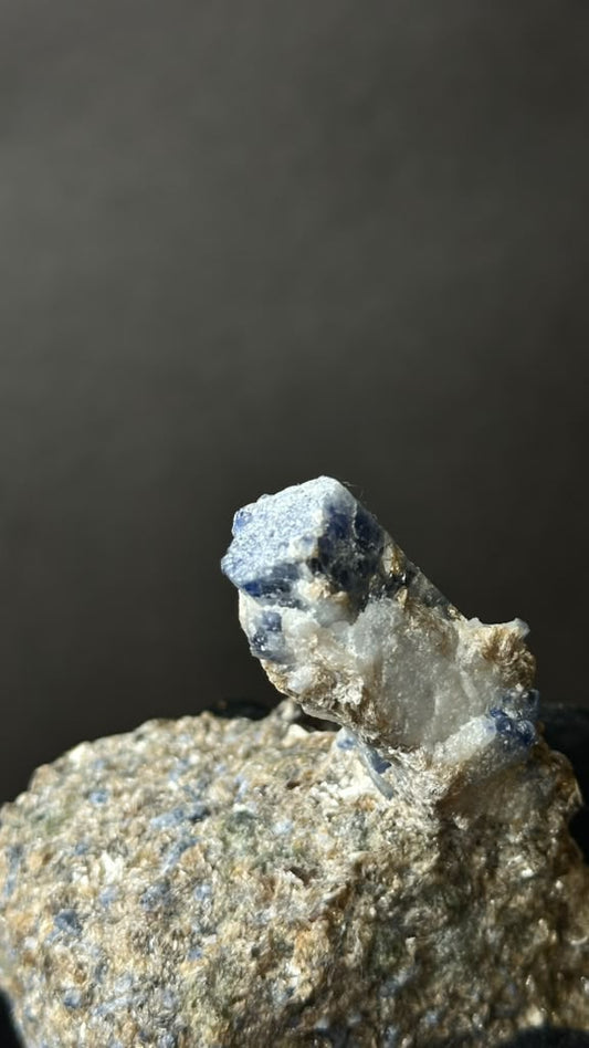 Blue Sapphire Crystal on Mica Matrix - photo 2