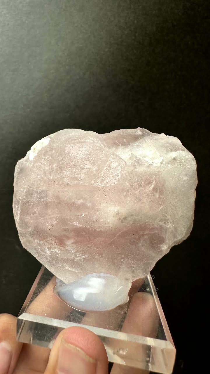 Heart Shaped Morganite Crystal - photo 6