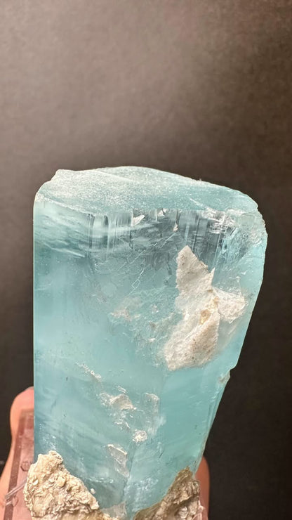Large Gem Aquamarine Crystal - photo 8