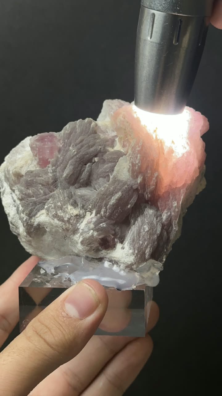 Pink Tourmaline on Lepidolite Matrix - photo 8