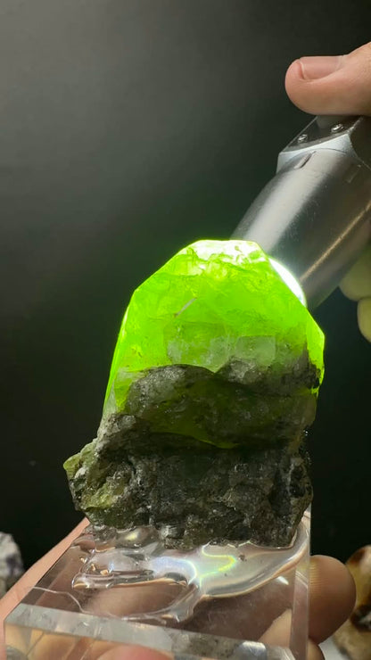 Peridot Crystal Pakistan