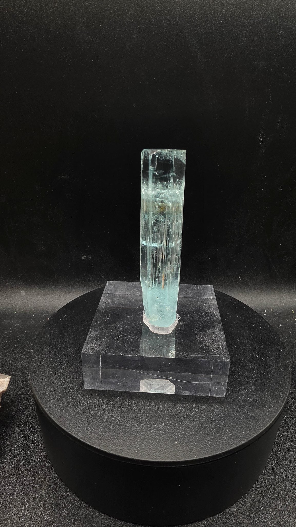 High-end collector bundle of imperial topaz with smoky quartz, aquamarine and rainbow kunzite, reverse side