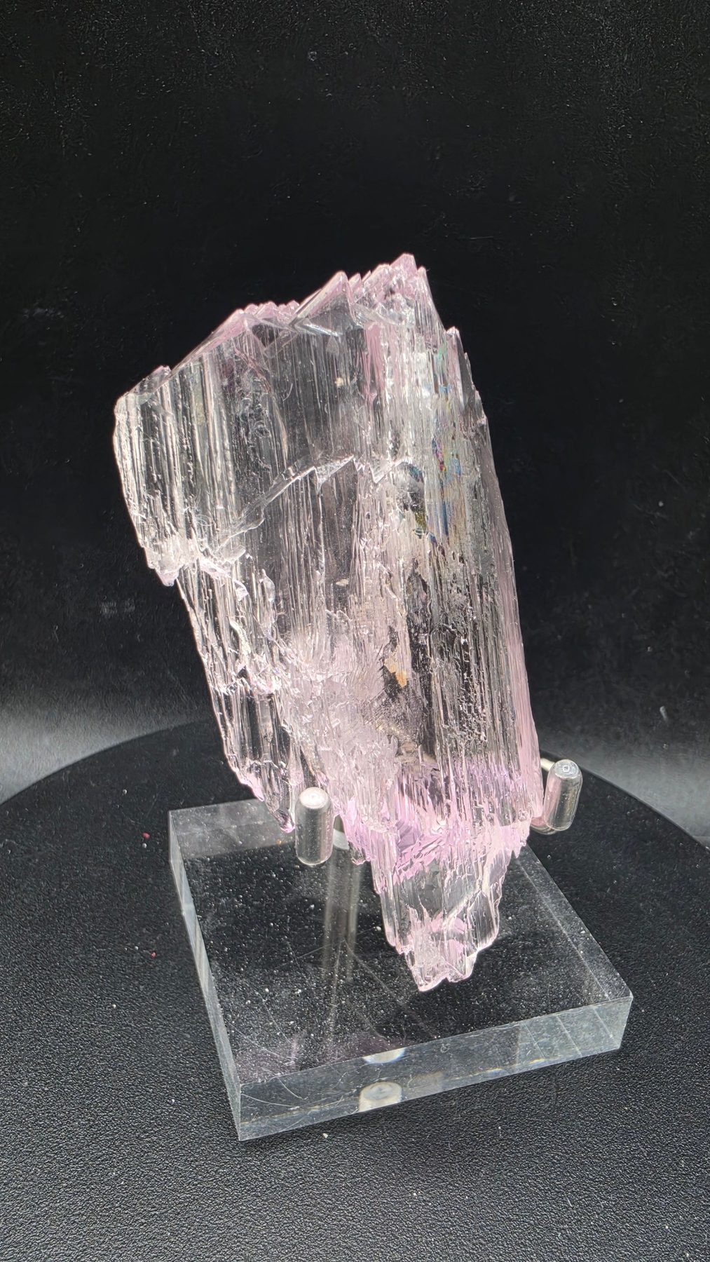 High-end collector bundle of imperial topaz with smoky quartz, aquamarine and rainbow kunzite, close-up detail