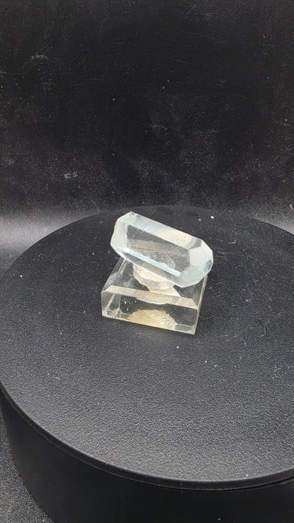 High-end collector bundle of imperial topaz with smoky quartz, aquamarine and rainbow kunzite, view 8