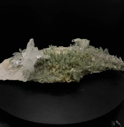 Forest quartz cluster