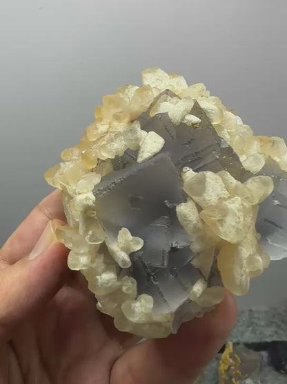 Flourite specimens 140 pieces