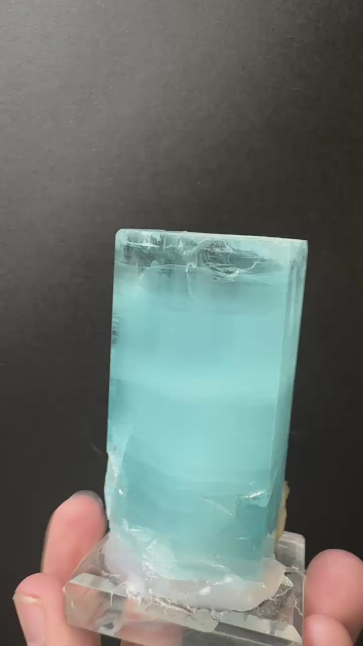 Large Gem Aquamarine Crystal, view 11