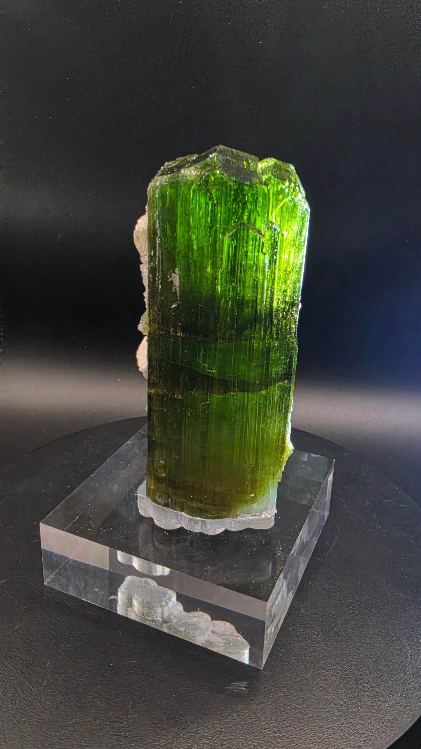 Tourmaline specimen